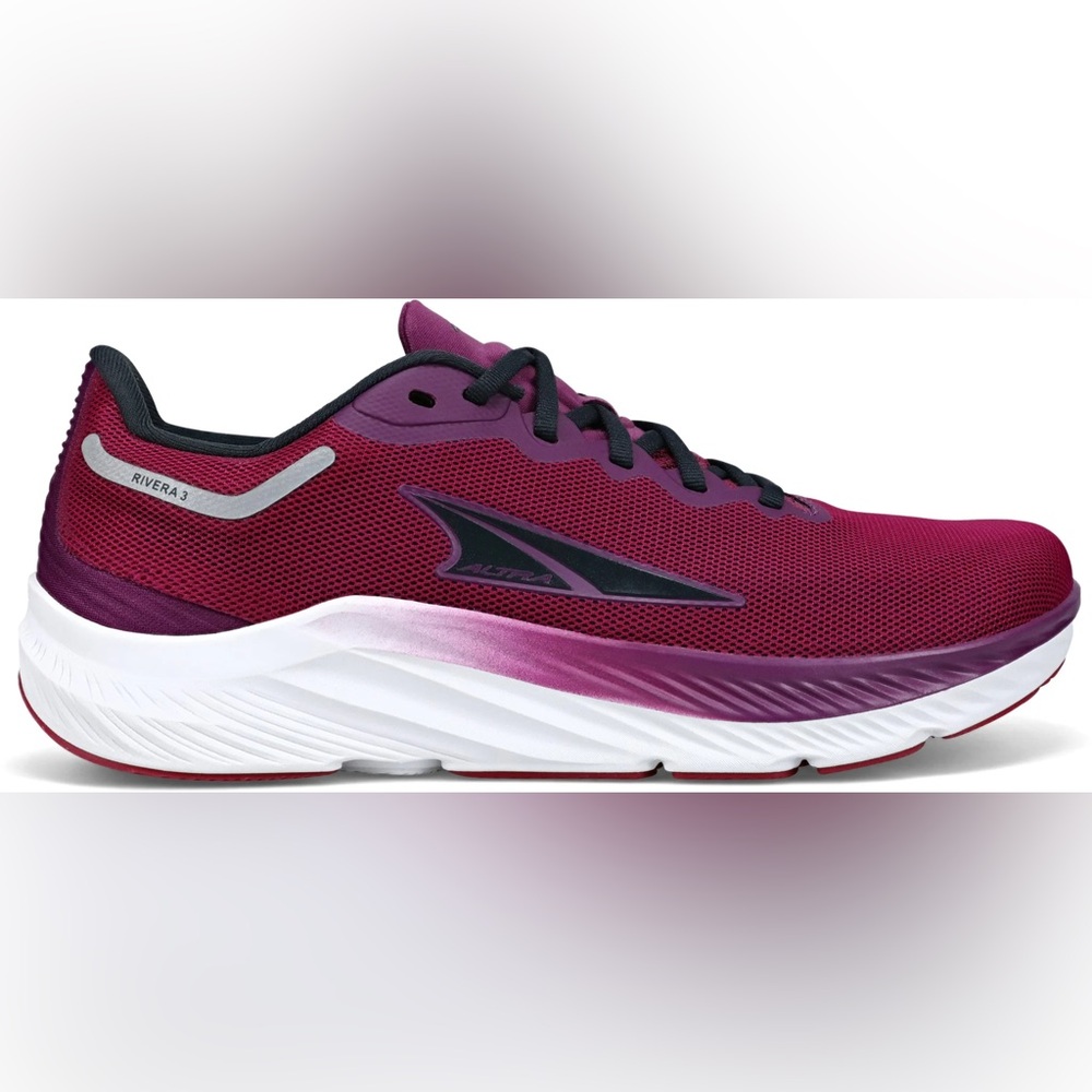 Altra Rivera 3 Women’s Running Shoes Maroon and Black size 9
